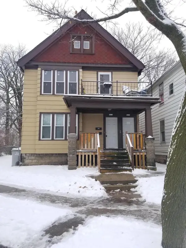 3633 W Sarnow STREET #3635, Milwaukee, WI 53208