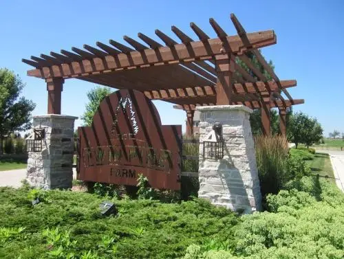 W277N8978 MONARCH DRIVE, Hartland, WI 53029