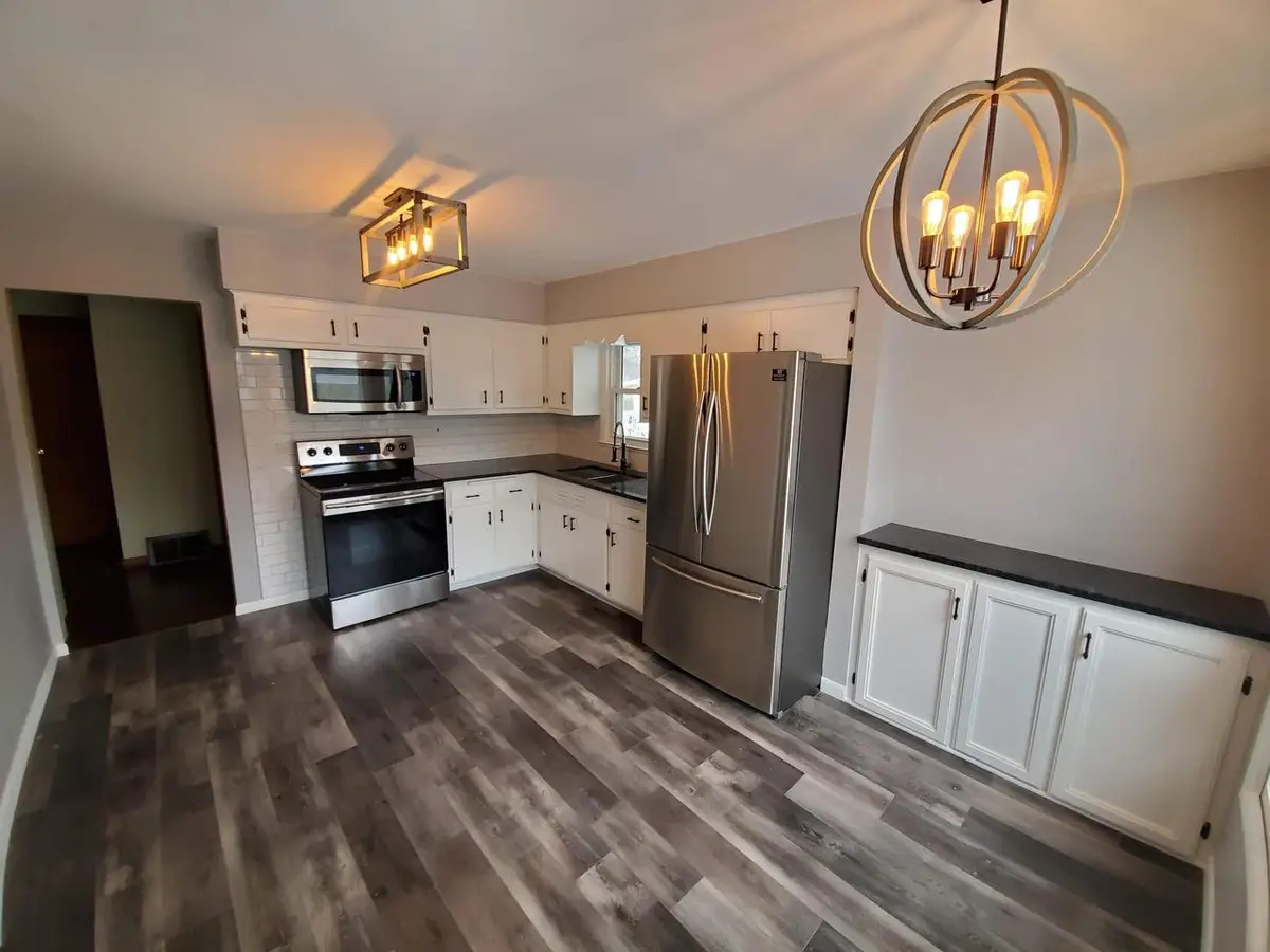 4162 S Logan AVENUE, Milwaukee, WI 53207 - Image #1