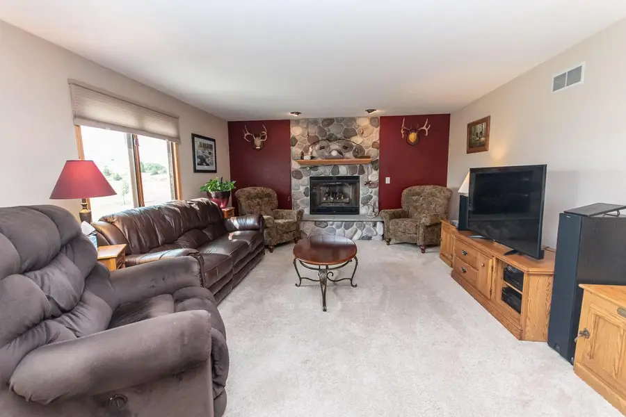W279N5483 Hanover Hill ROAD, Lisbon, WI 53089 - Image #2