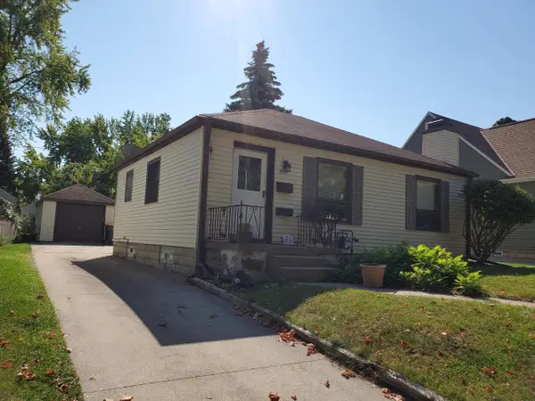 8721 W Hayes AVENUE, West Allis, WI 53227