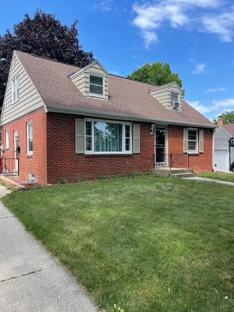 3269 S 58th STREET, Milwaukee, WI 53219 - #1