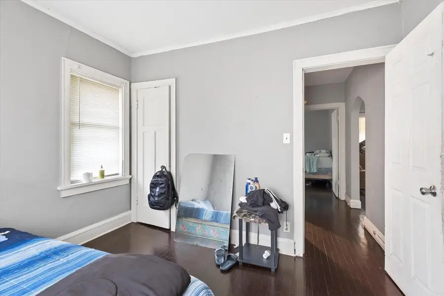 807 W Clarke STREET #815, Milwaukee, WI 53206 - #3