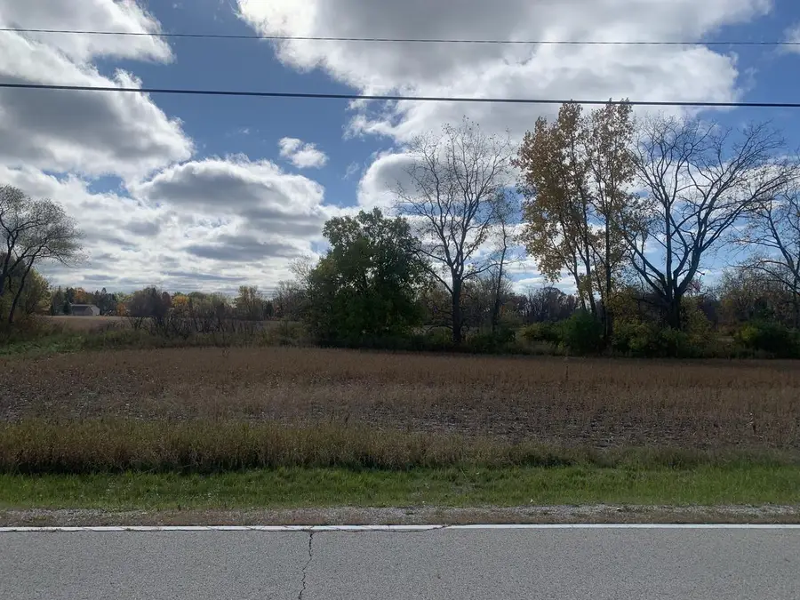 3431 E FITZSIMMONS ROAD, Oak Creek, WI 53154 - Image #2