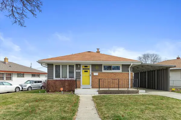 6328 W Stack DRIVE, Milwaukee, WI 53219