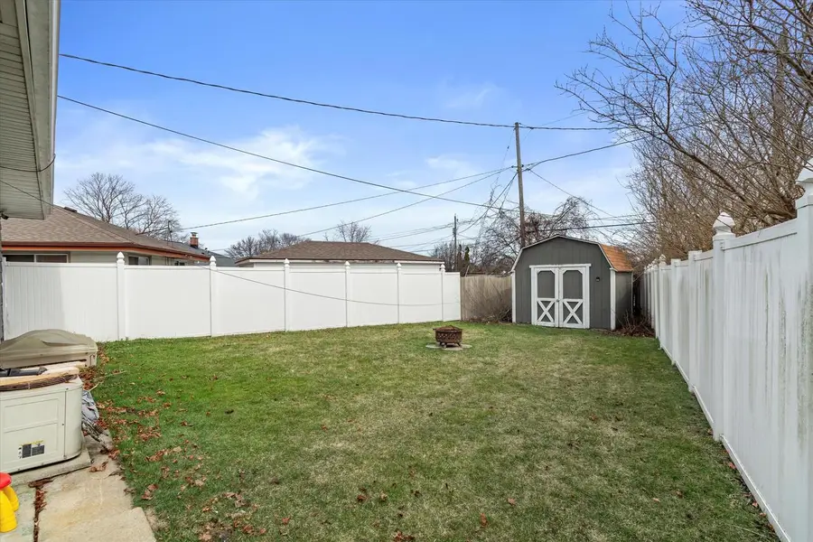 6328 W Stack DRIVE, Milwaukee, WI 53219 - #3