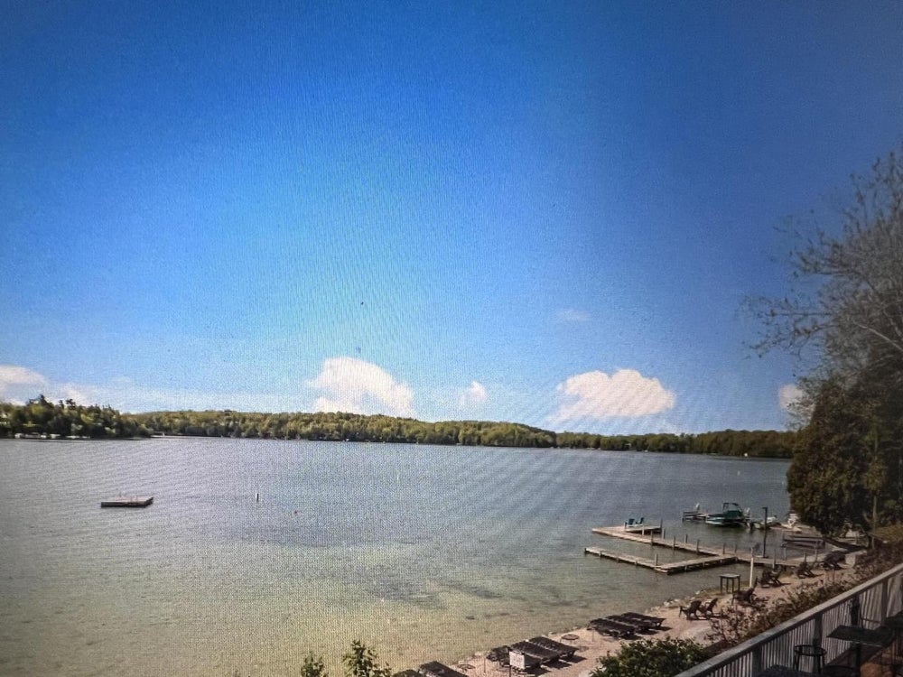 281 Victorian Village DRIVE C26, Elkhart Lake, WI 53020 ERA