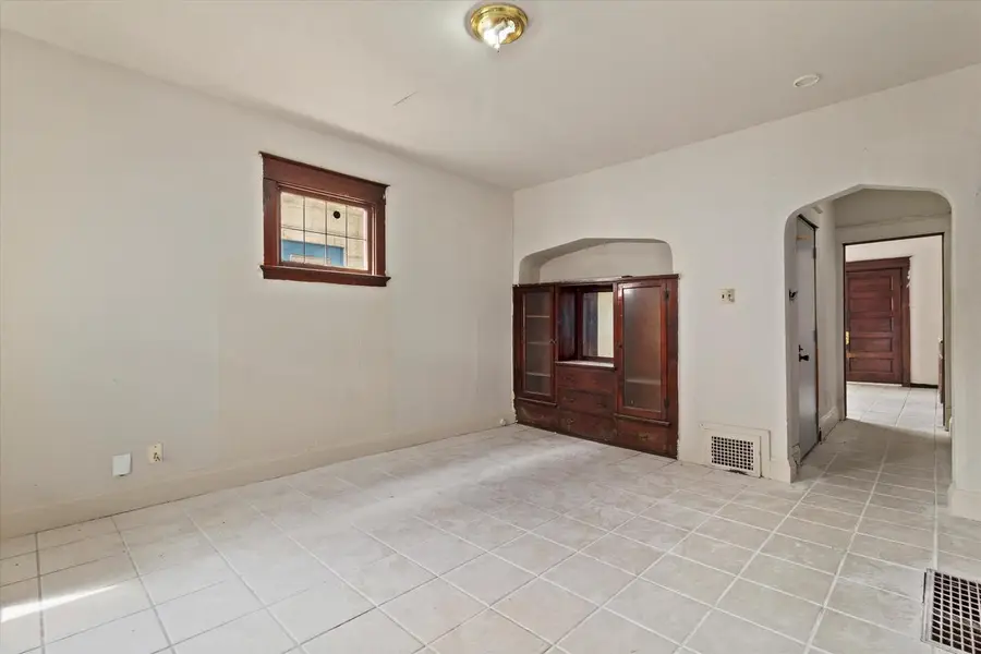3139 N 14th STREET, Milwaukee, WI 53206 - #3