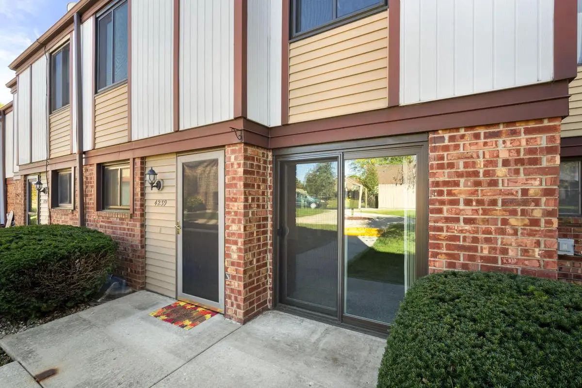 4239 W College AVENUE, Milwaukee, WI 53221 - Image #1