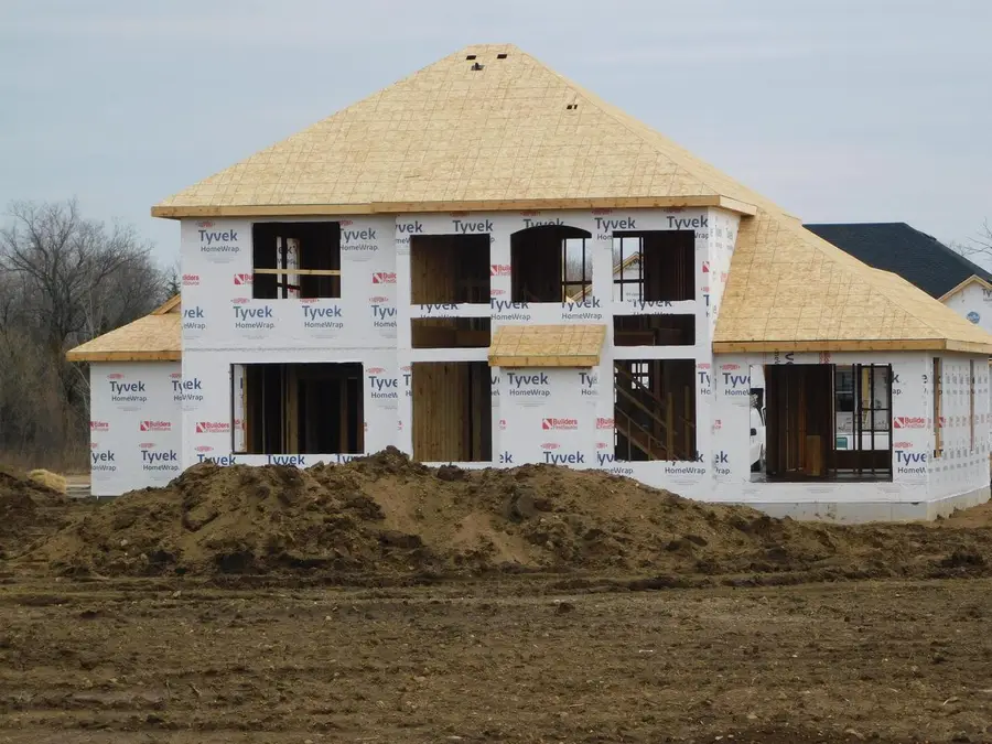 233 Candleberry LANE, Grafton, WI 53024 - Image #2