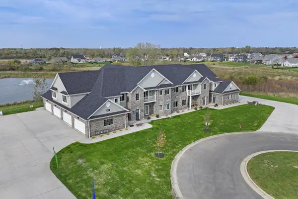 9200 66th AVENUE #122, Pleasant Prairie, WI 53158