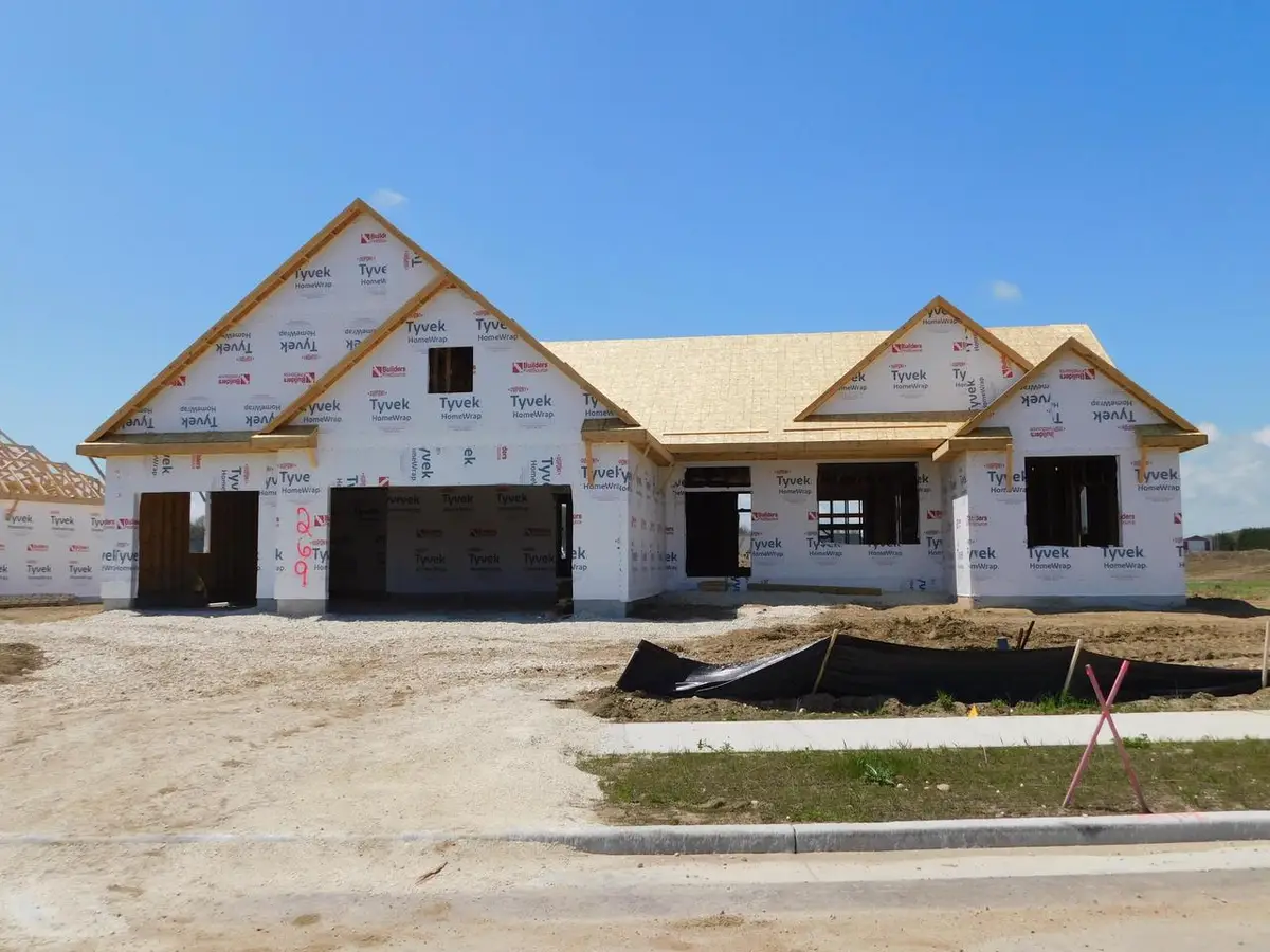 269 Candleberry LANE, Grafton, WI 53024 - Image #1