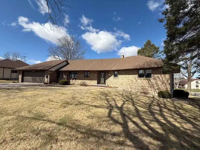 107 Sunnyside DRIVE E, Caledonia, MN 55921 - #1