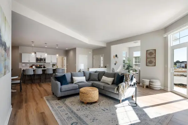 868 S Verona CIRCLE #23, Grafton, WI 53024