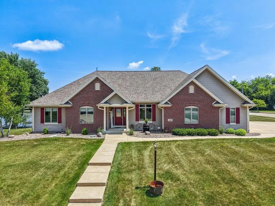 638 Windsor TERRACE, Jefferson, WI 53549 - Image #3