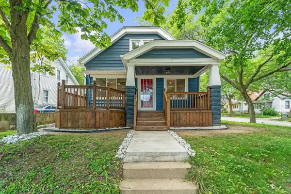 2977 N Richards STREET, Milwaukee, WI 53212