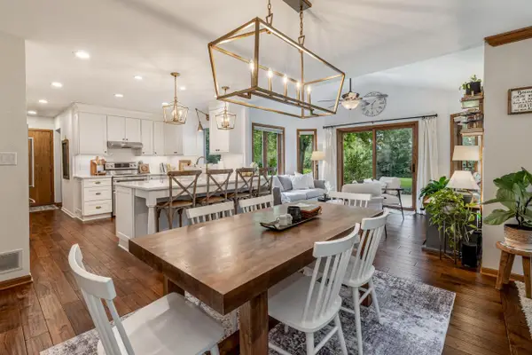 353 Westfield WAY, Pewaukee, WI 53072