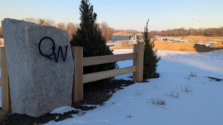 N51W18938 QUIETWOOD DRIVE #Lt4, Menomonee Falls, WI 53051 - #2