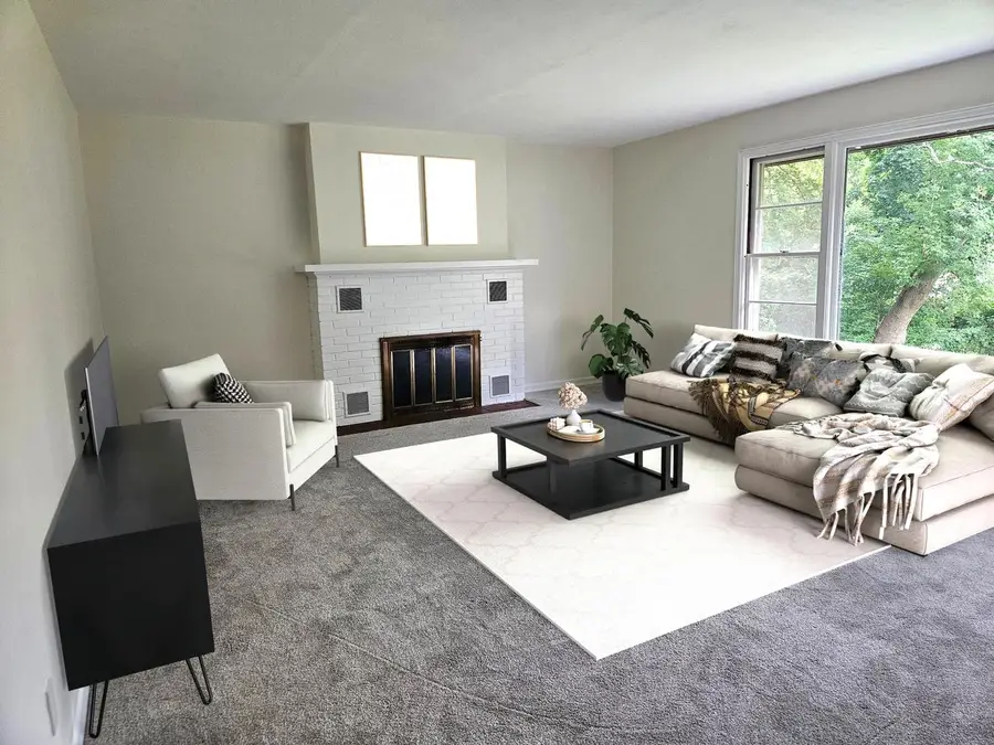 125 Tenny AVENUE, Waukesha, WI 53186 - Image #2