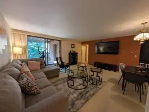 3916 N Oakland AVENUE #224, Milwaukee, WI 53211 - Image #2