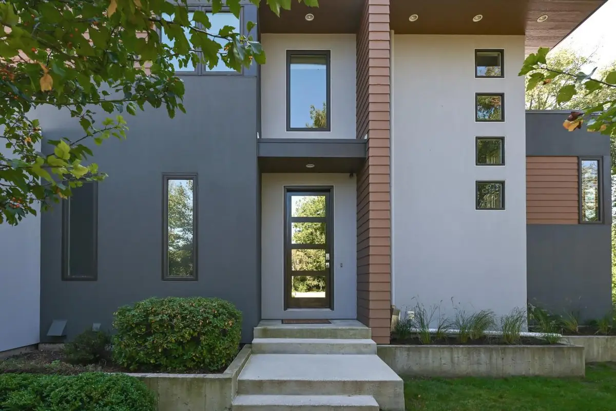 4821 W Glen Cove COURT, Mequon, WI 53092 - Image #1