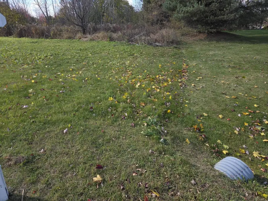 11223 N WESTWOOD CIRCLE #lt10, Mequon, WI 53097 - Image #3