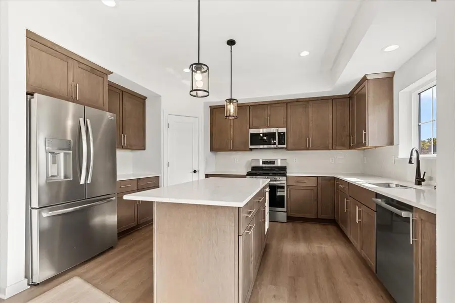 N174W20671 Laurel Springs CIRCLE, Jackson, WI 53037 - Image #2