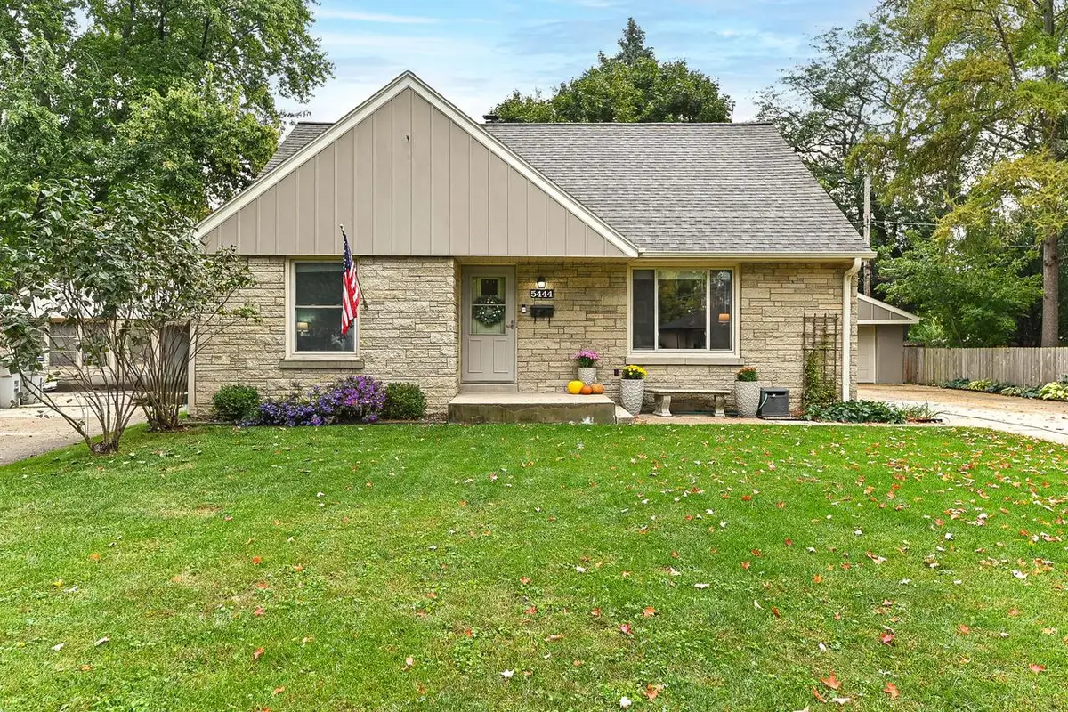 5444 N 12th STREET, Milwaukee, WI 53209 - Image #1