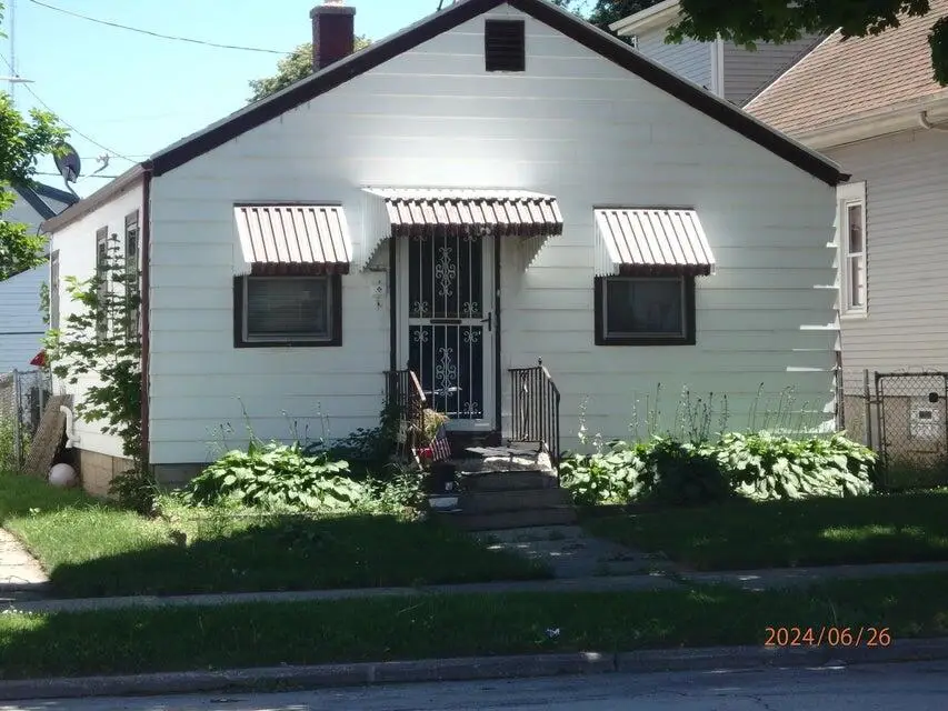 4118 N 7th STREET, Milwaukee, WI 53209 - #1