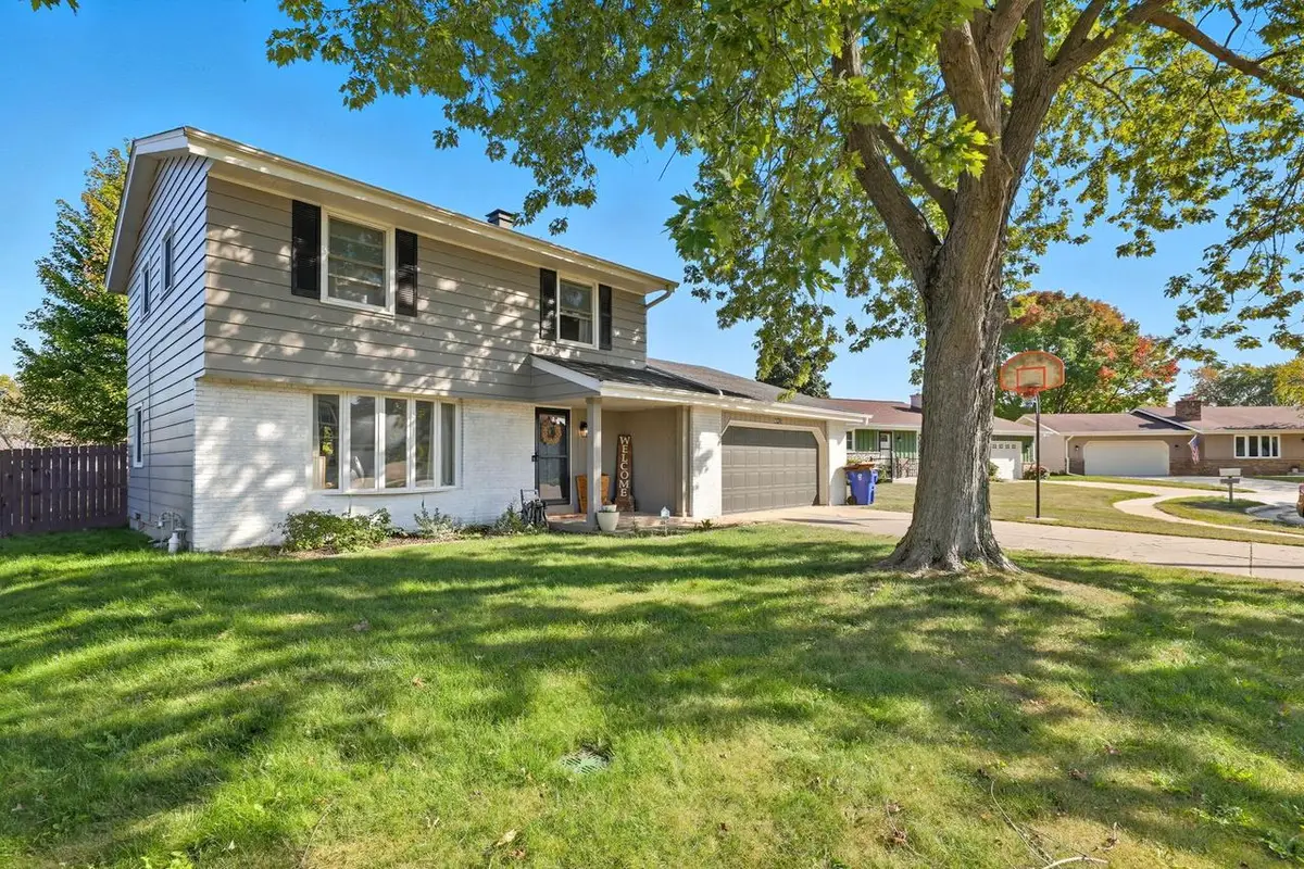 6911 62nd AVENUE, Kenosha, WI 53142 - Image #1