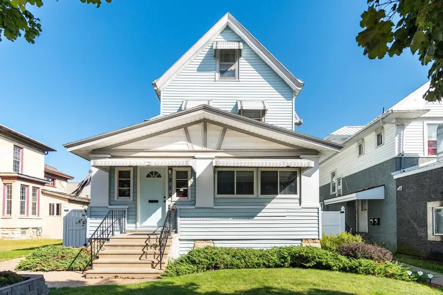 215 7th STREET S, La Crosse, WI 54601 - Image #3