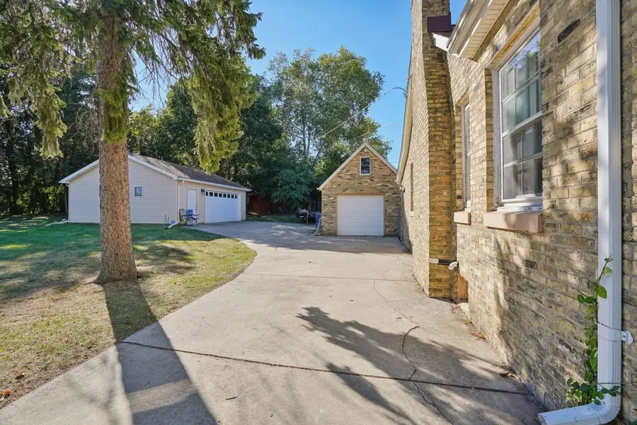 1504 Oregon STREET, Racine, WI 53405 - Image #3