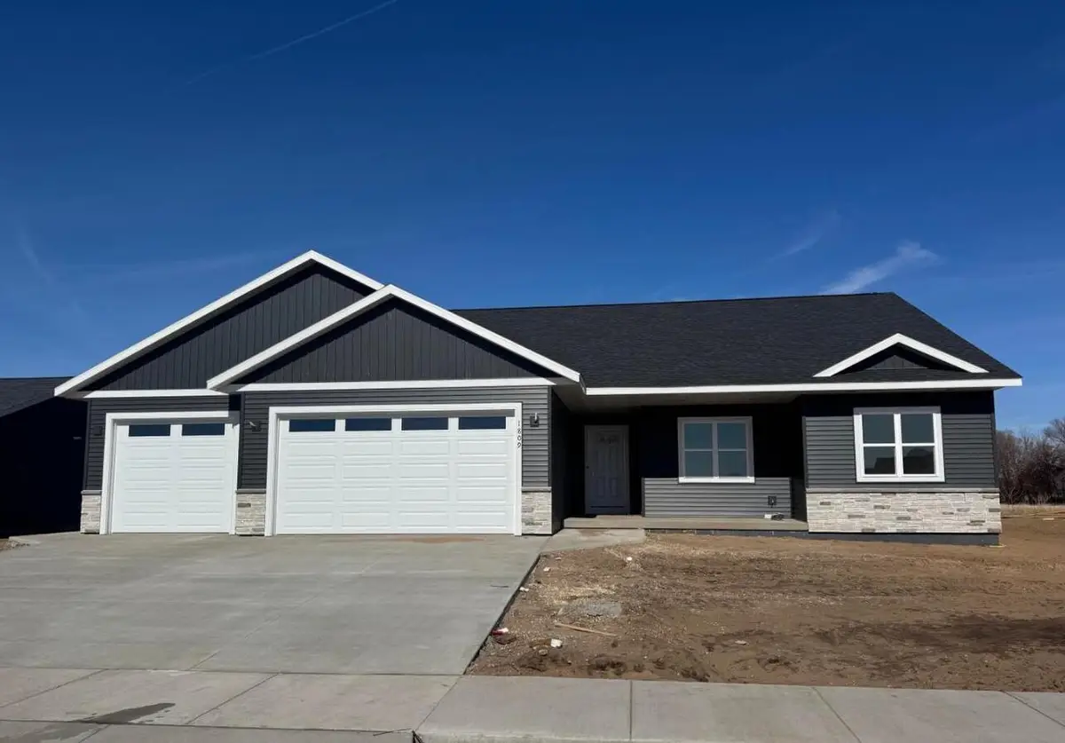 1161 American DRIVE, Holmen, WI 54636 - Image #1