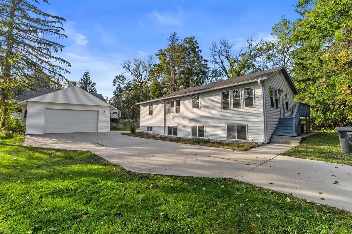 N3199 Hickory ROAD, Lake Geneva, WI 53147 - Image #1