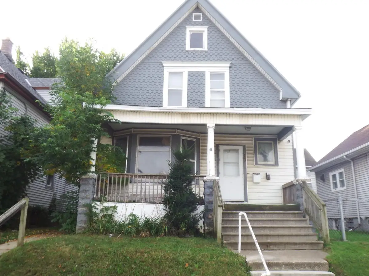 2413 W Orchard STREET, Milwaukee, WI 53204 - #1