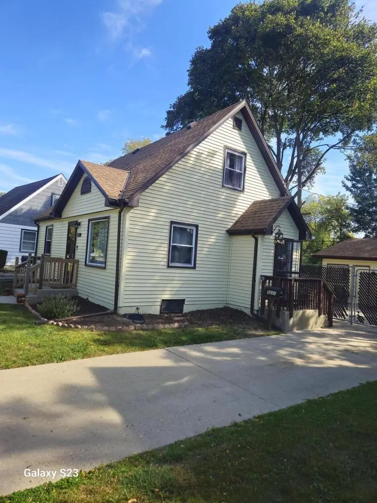 5631 W Thurston Ave AVENUE, Milwaukee, WI 53218 - Image #2