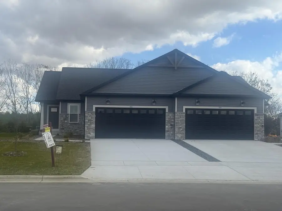 502 Golf DRIVE, Jefferson, WI 53549 - Image #2