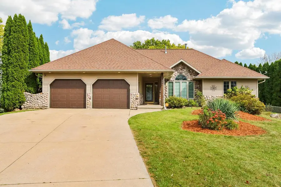 306 Hillside CIRCLE, Johnson Creek, WI 53038 - Image #3