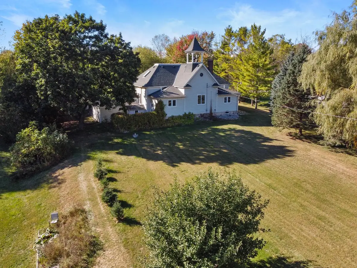 W7155 School DRIVE, Adell, WI 53001 - Image #1