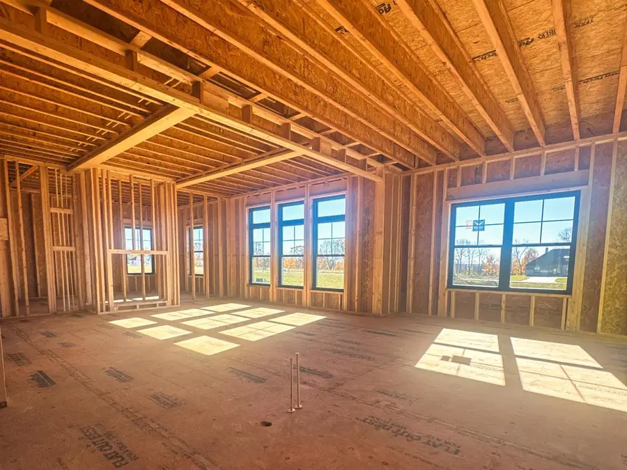 N66W21075 Sweet Clover DRIVE, Menomonee Falls, WI 53051 - Image #2