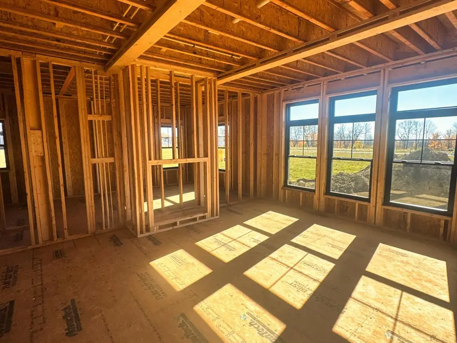 N66W21075 Sweet Clover DRIVE, Menomonee Falls, WI 53051 - Image #3