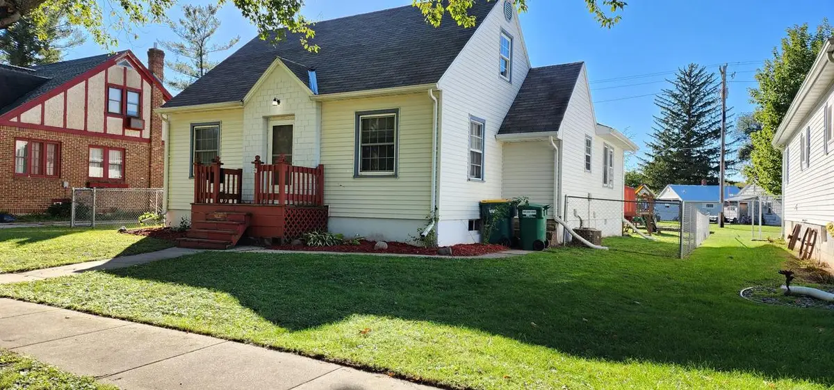 313 Washington STREET S, Houston, MN 55943 - Image #1