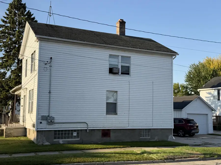 1920 Monroe STREET, Two Rivers, WI 54241 - Image #3