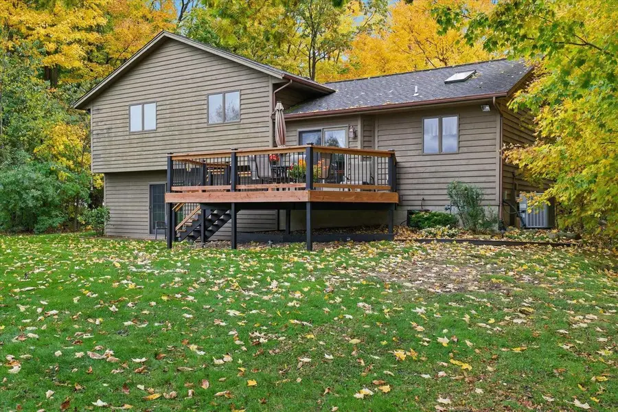 29214 Manor DRIVE, Waterford, WI 53185 - Image #2