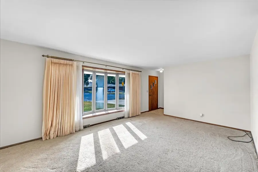 4320 Pine Ridge LANE, Racine, WI 53403 - Image #2