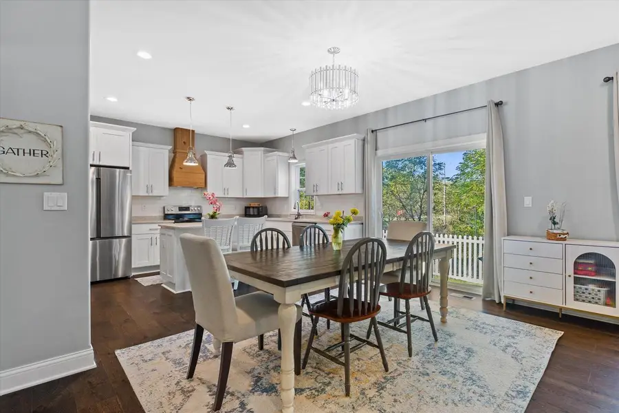 7853 S Ridgewood DRIVE, Franklin, WI 53132 - Image #2