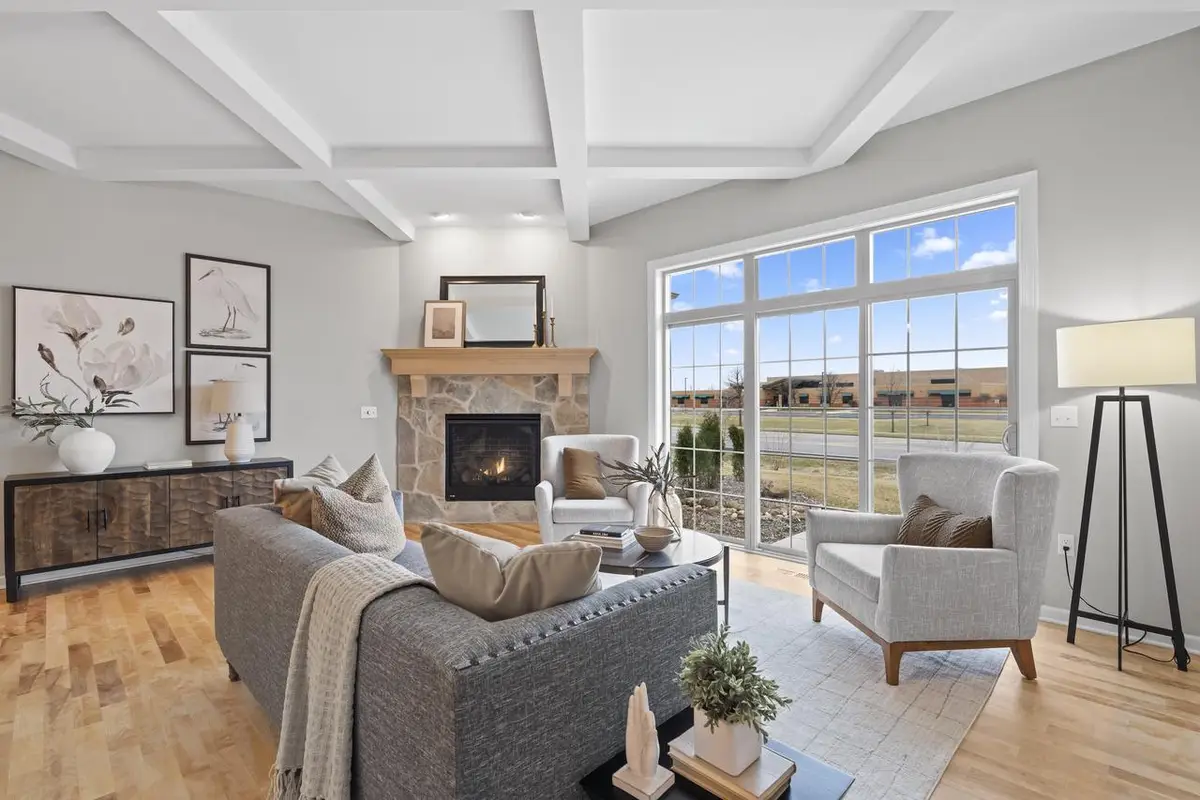 N106W6590 Stone Lake CIRCLE #10, Cedarburg, WI 53012 - Image #1