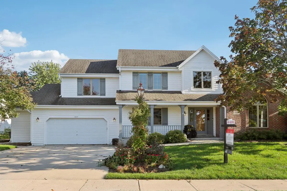 2217 Deer PATH, Waukesha, WI 53189 - Image #1
