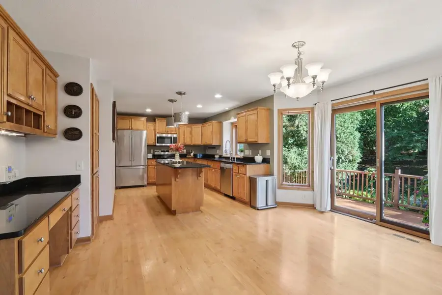 2217 Deer PATH, Waukesha, WI 53189 - Image #3