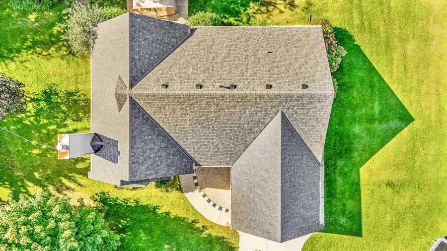 1114 Heron COURT, Mukwonago, WI 53149 - Image #2